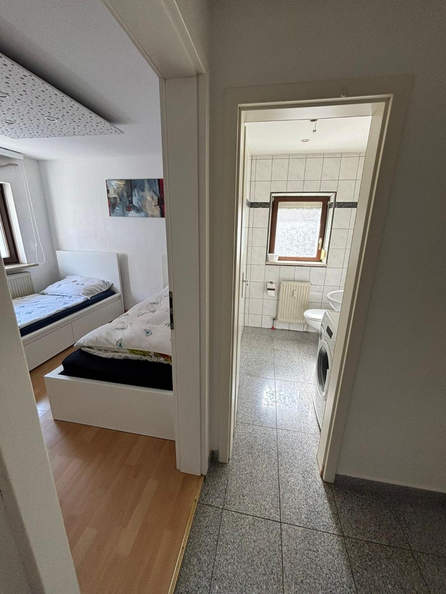Erdgeschosswohnung Neben Schloss Blutenburg Mit Privatem Garten Μόναχο Εξωτερικό φωτογραφία